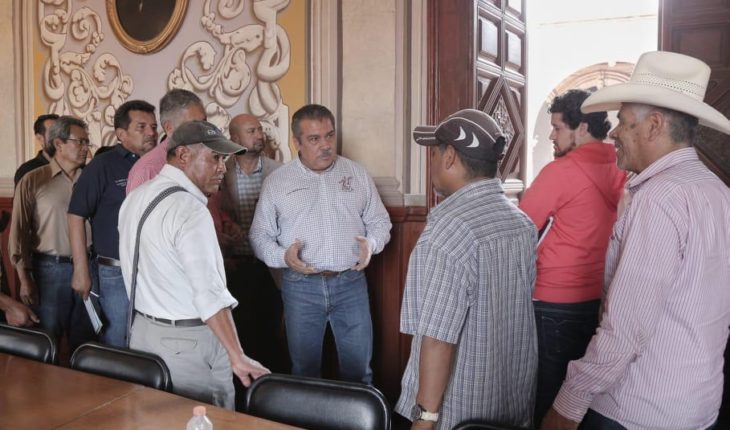 Raúl Morón invita los habitantes a respetar la democracia cuando se elija jefe de tenencia en Teremendo