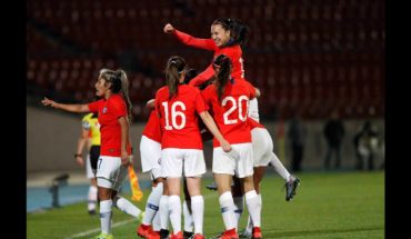 Roja femenina tuvo emotiva despedida en el Estadio Nacional