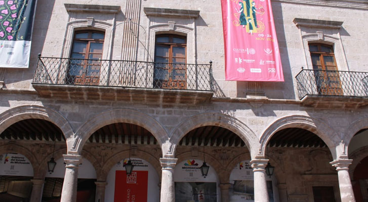 Sin fecha de entrega la remodelación del Teatro Matamoros en Morelia, Michoacán