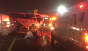 Un autobús y dos tráileres involucrados en accidente en la Morelia