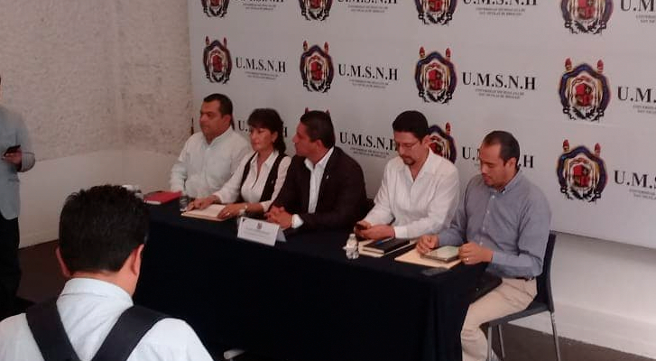 Universidad Michoacana alista exámenes de admisión