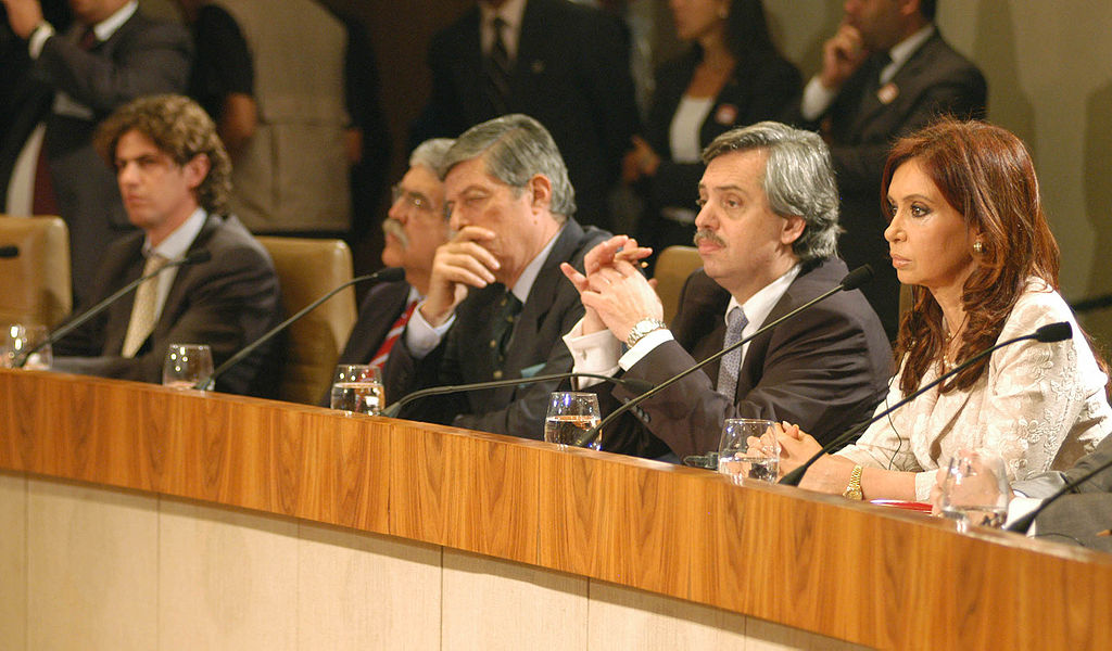 Verticalidad y democracia populista. Cristina Fernández de Kirchner y Alberto Fernández (a la izquierda). Foto: Presidencia de la Nación Argentina (Wikimedia Commons / CC BY 2.0). Blog Elcano