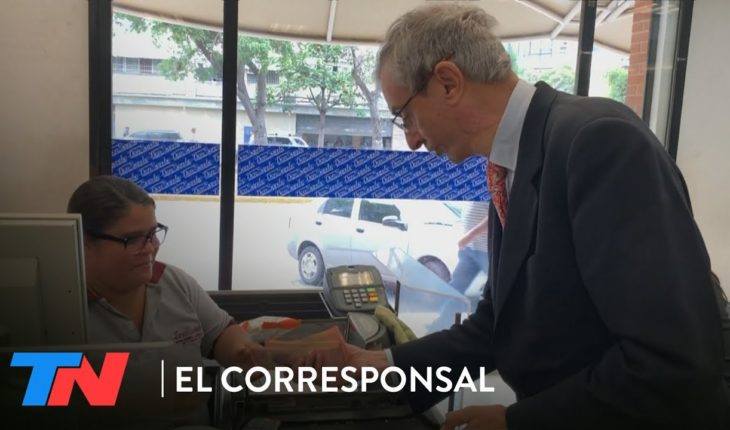 Video: ¿Qué pudo comprar Nelson Castro en Venezuela con un salario mínimo?