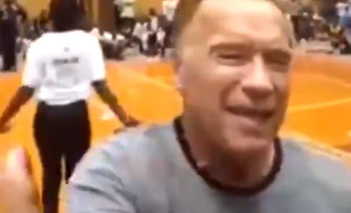Atacan a Arnold Schwarzenegger