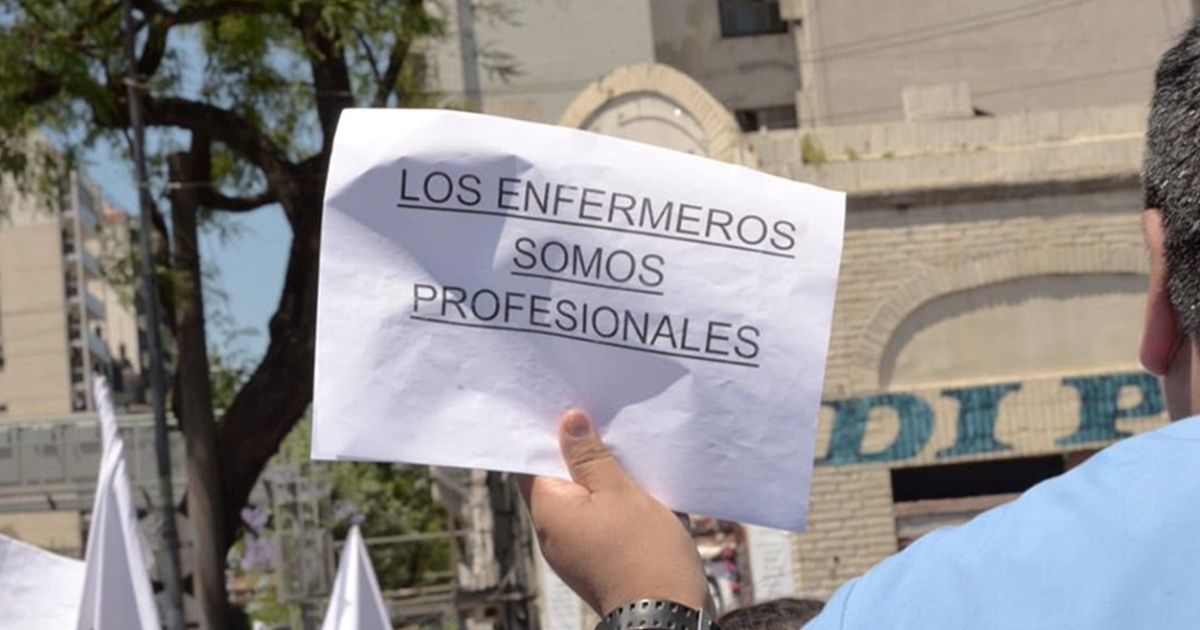Between the crisis and the indifference of the government: to be a nurse in Argentina