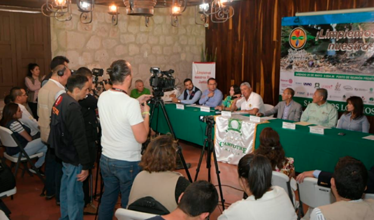 translated from Spanish: City Hall and Civil Society will work together to clean the rivers of Morelia