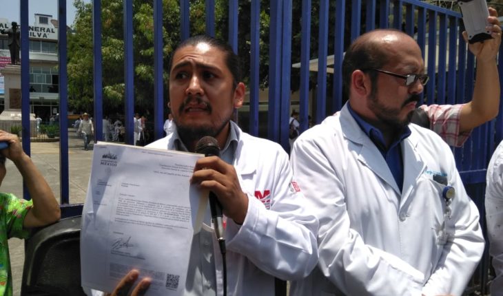 translated from Spanish: Civil and child Hospital workers warn in construction of new hospitals