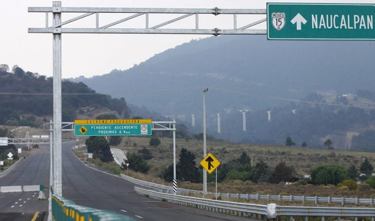 translated from Spanish: Community manages to change the highway Naucalpan-Toluca