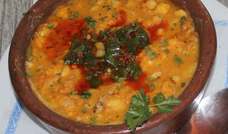 translated from Spanish: Easy and economical: the recipe to prepare a good locro