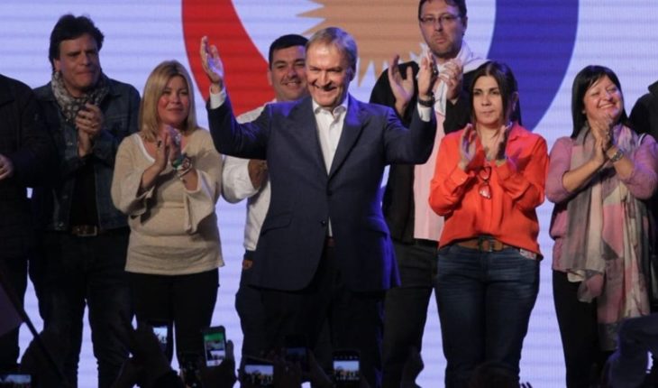 translated from Spanish: Elections in Córdoba: Broad triumph of Governor Juan Schiaretti