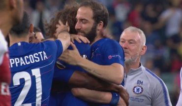 translated from Spanish: Higuaín and David Luiz responded to rumors of fighting: “These are things that happen”