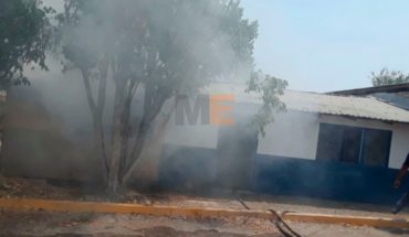 translated from Spanish: Home is burned in Apatzingán by explosion of a cell phone