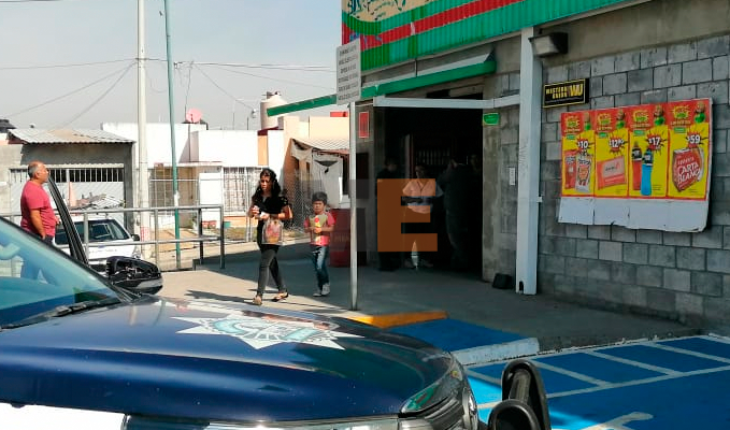 translated from Spanish: Jokers alarm the population with bomb threat in Tarímbaro, Michoacán