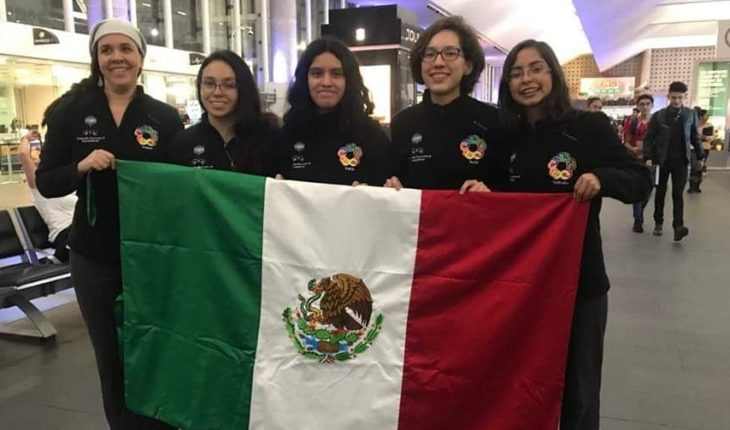 translated from Spanish: Looking for funds for young people to go to Mathematical Olympiad