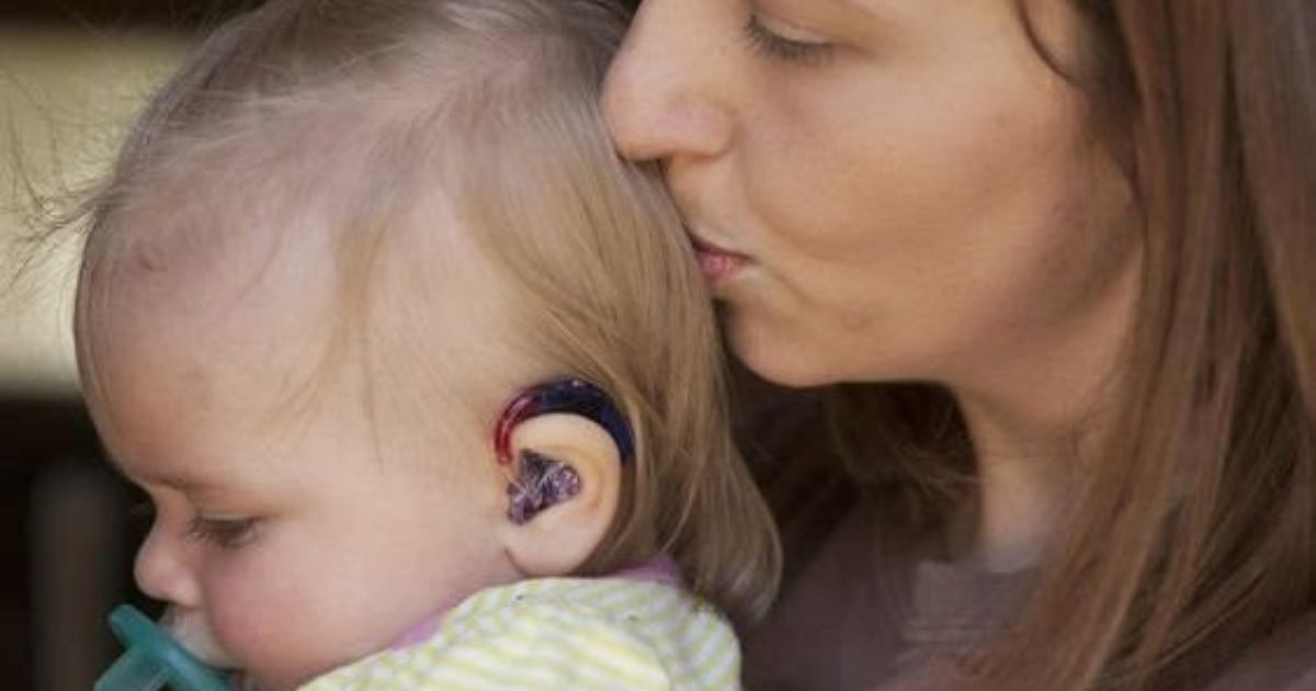 Mendoza, the first in the country to create a baby hearing aid bank