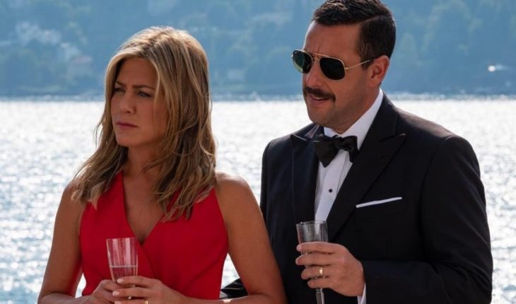 translated from Spanish: “Murder Mystery”, the new Jennifer Aniston and Adam Sandler
