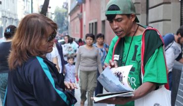 translated from Spanish: My Valeer, a magazine that helps street populations in CDMX