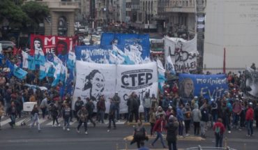 translated from Spanish: Social movements marched to ANSEs and Social development