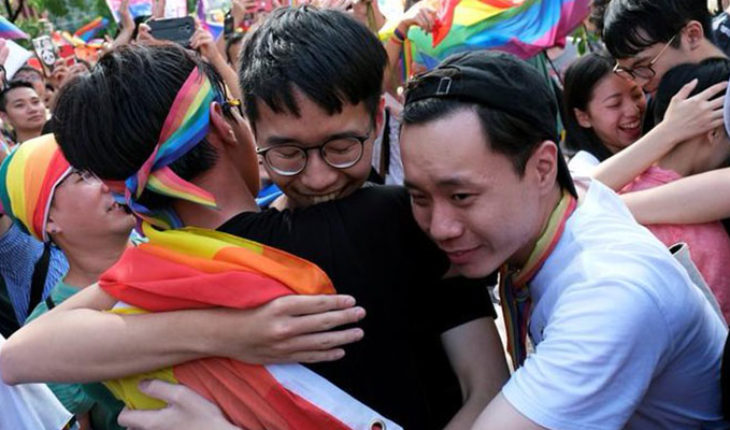 translated from Spanish: Taiwan approves equal marriage