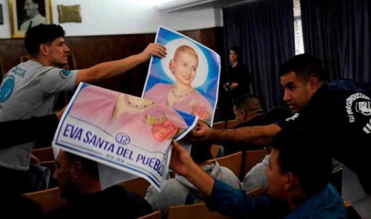 translated from Spanish: The CGT will ask the Vatican for the beatification of Eva Perón