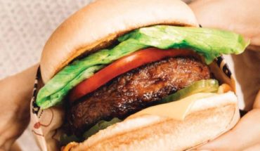 The explosive growth of the business of "vegan meat" where they have invested celebrities like Bill Gates and Leonardo DiCaprio