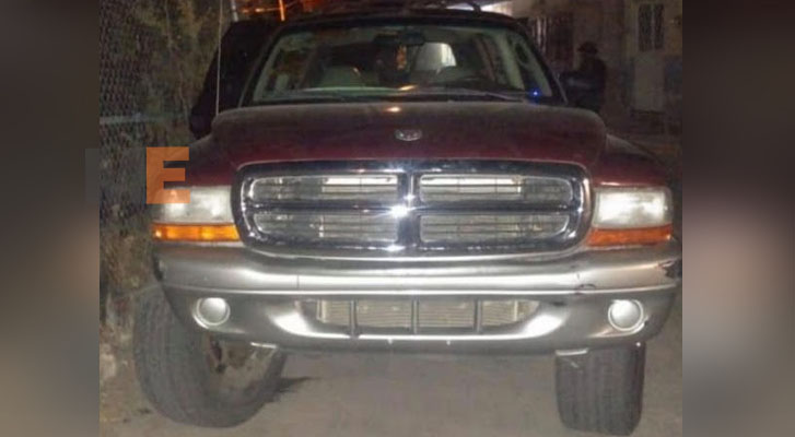 They recover four vehicles with report of robbery, in different colonies of Morelia