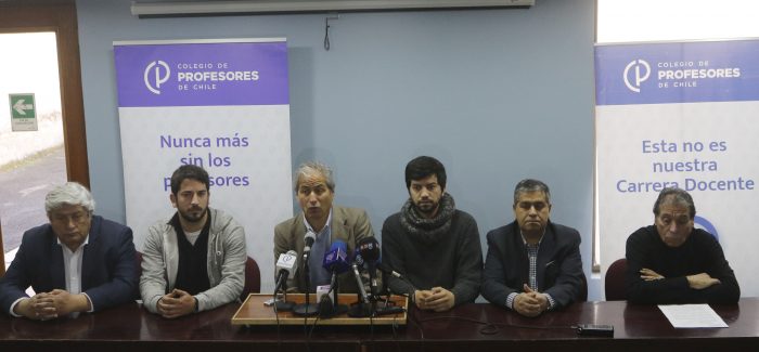 Wide rejection of the Mineduc's response to the teaching Request: Teachers ' Association announces mobilizations