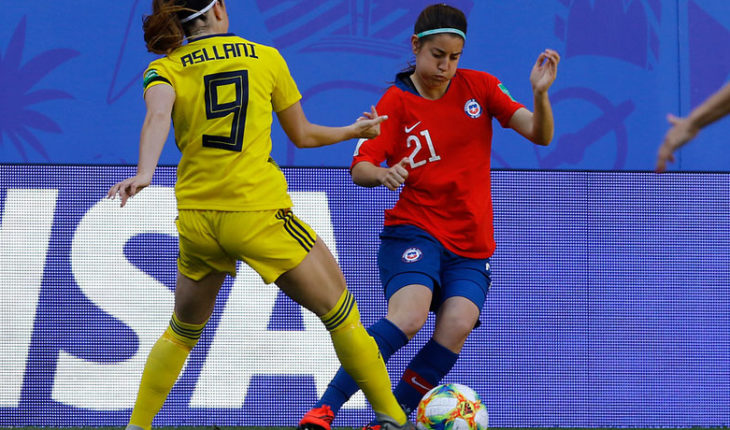 Chile debuta en el mundial femenino ante Suecia