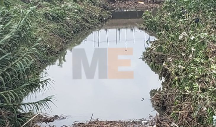 Colonos de Morelia urgen al Ayuntamiento haga limpieza del Dren Barajas