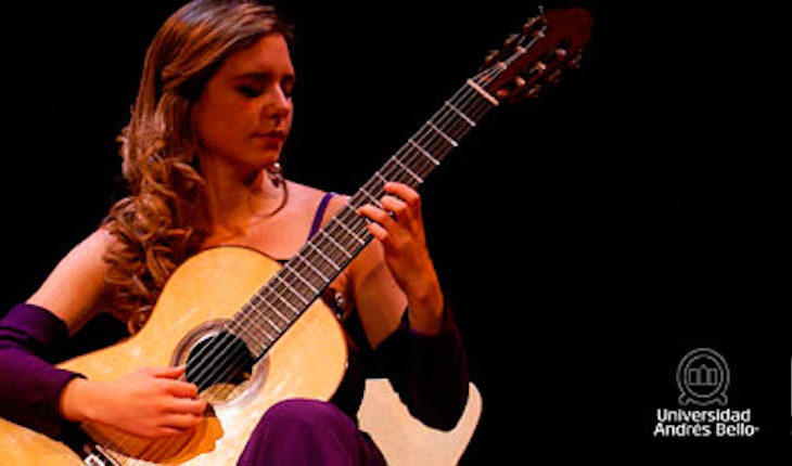 Concierto “La Guitarra de España” con Mabel Millán en Casona de las Condes, UNAB