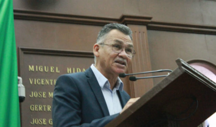 Facilitar que los ciudadanos interpongan quejas contra servidores públicos, propone Sergio Báez