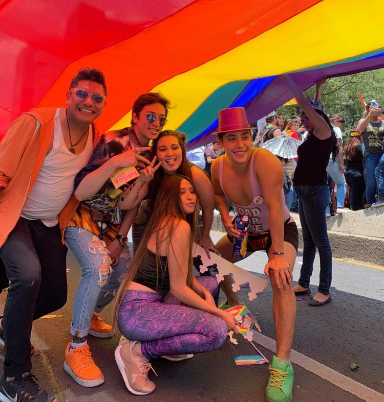 Marcha del orgullo gay celebra la diversidad, pero también pide tolerancia