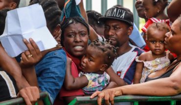 México deporta a 81 migrantes haitianos