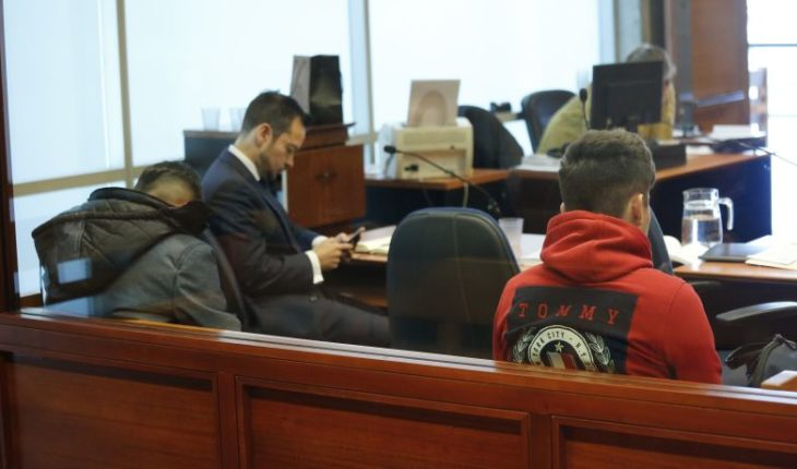Postergan inicio del juicio contra hijos del ex futbolista Francisco Huaiquipán
