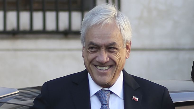 Sebastián Piñera tomó juramento a nuevos ministros y anunció medidas económicas