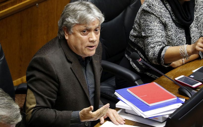 Senador Navarro y crisis en Chacalluta: “La política de migrantes de este gobierno ha fracasado"