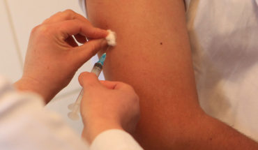 Subsecretaria Daza aseguró que hoy ya “no tiene mayor implicancia vacunar” contra la influenza