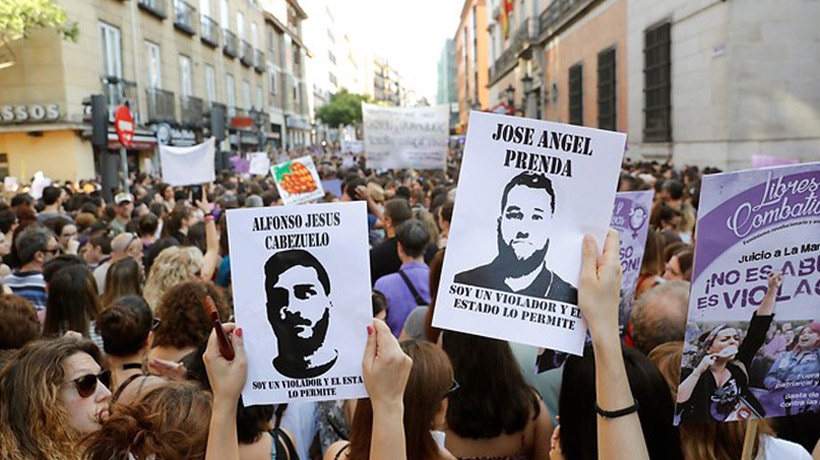 Tribunal Supremo español revocó sentencia para “La Manada”: los condenó por violación y elevó penas a 15 años de cárcel