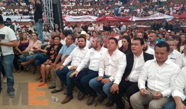 translated from Spanish: Alfredo Ramirez refuses to live with members of Morena but attends DNA event