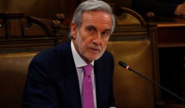 translated from Spanish: President of the Bar Association makes his position available amid controversy over “machismo” in the election