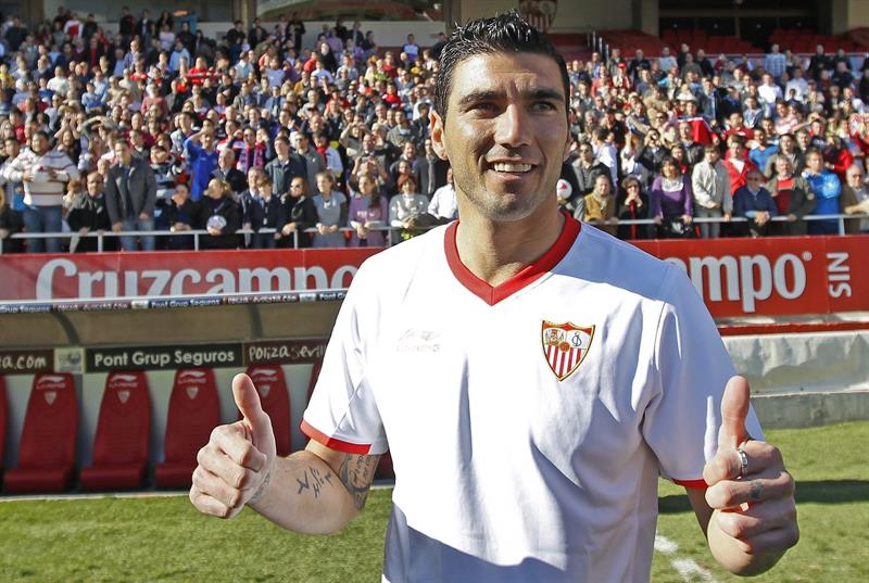 Spanish football concussion after death of José Antonio "La Perla" Reyes in an accident