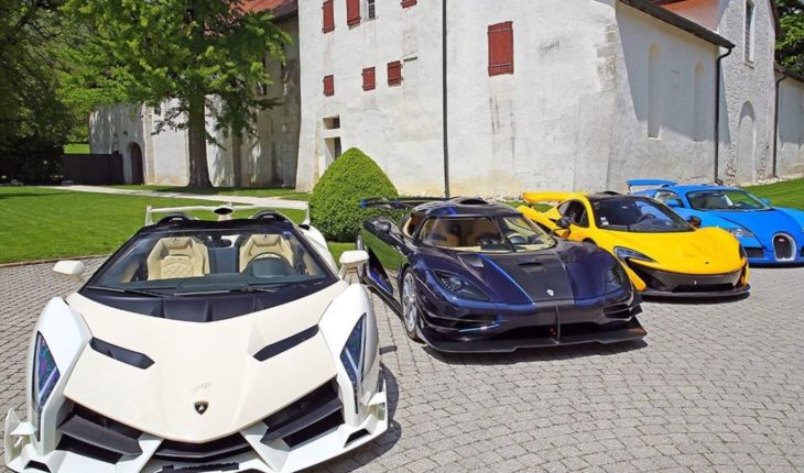 translated from Spanish: They auction off a fascinating collection of supercars from a dictator’s son