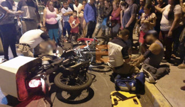 translated from Spanish: Two wounded, result of a clash between motorcycles in Zamora