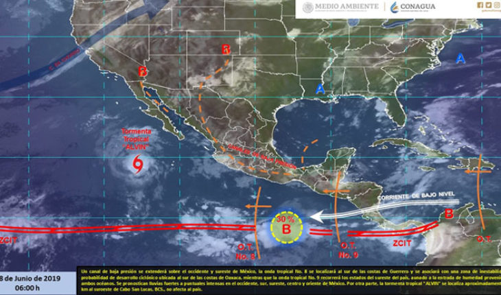 translated from Spanish: Very heavy rains with electric shocks in Puebla, Oaxaca and Veracruz