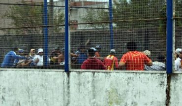 translated from Spanish: Video: Battle royale between Villa Alvear and Sarmiento fans