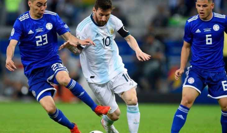 translated from Spanish: What does Argentina need to qualify for Copa America quarter-finals?