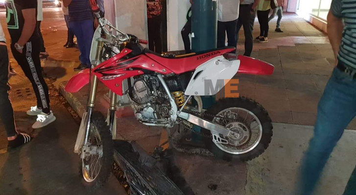 Atropellan a pareja de jóvenes que viajaban en motocicleta, en Zamora, Michoacán