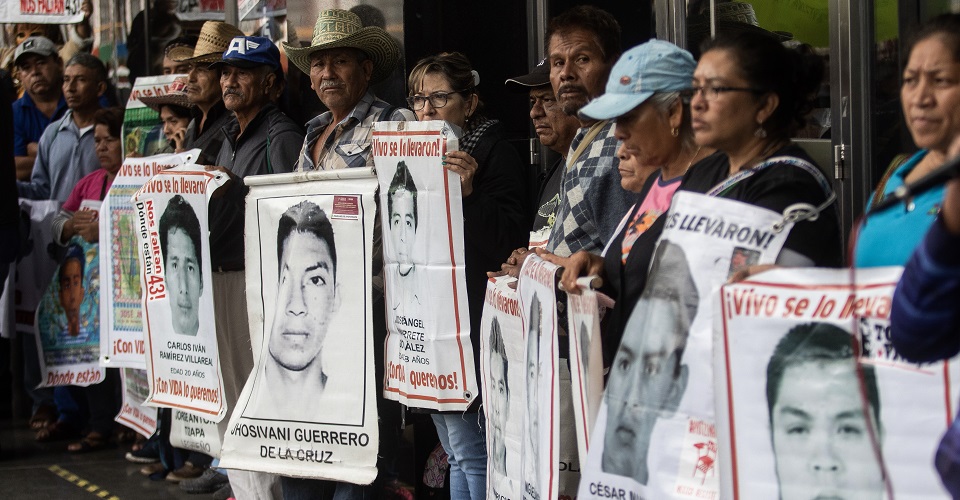 CNDH presenta denuncias contra funcionarios por caso Iguala