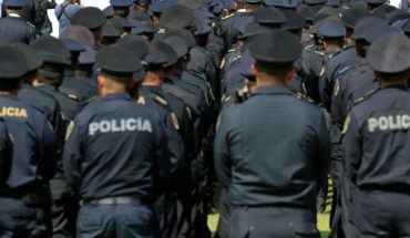 Detienen a dos policías acusados de violar a joven en CDMX