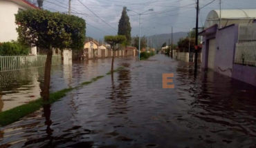 Fuertes lluvias causan inundaciones en Zacapu, Michoacán